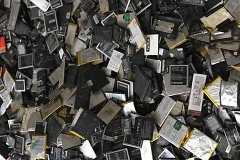 威海废弃叉车蓄电池回收|锂电池破碎回收