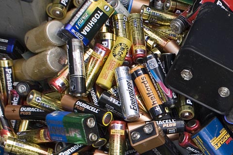 张掖锂电池回收-电池极片回收